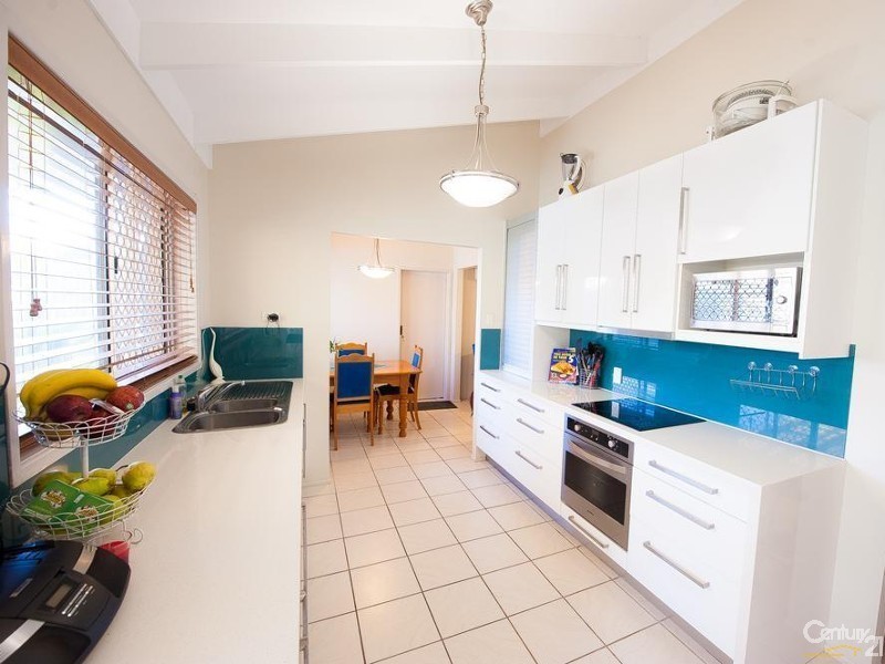 25 Millwell Road, Maroochydore QLD 4558