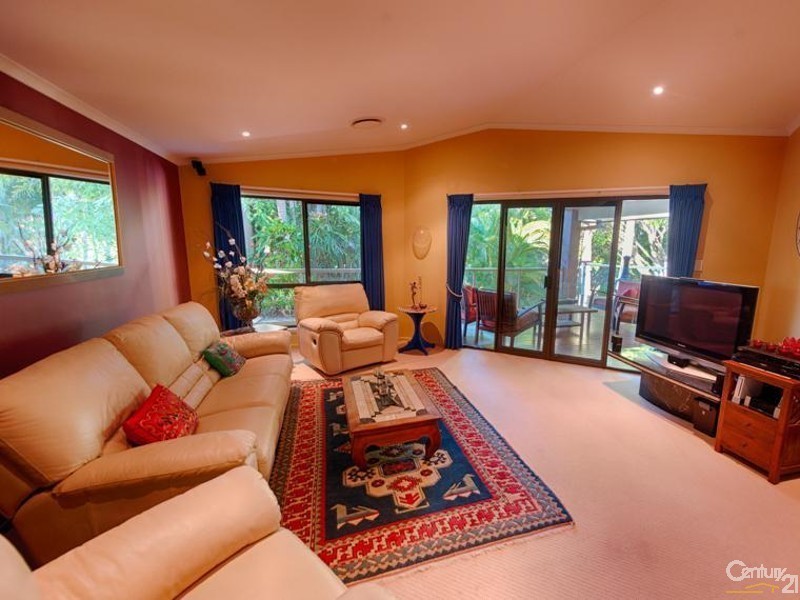 12 Valley View Rise, Mooloolah Valley QLD 4553