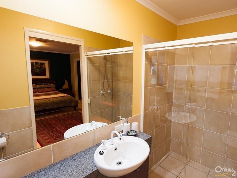 12 Valley View Rise, Mooloolah Valley QLD 4553