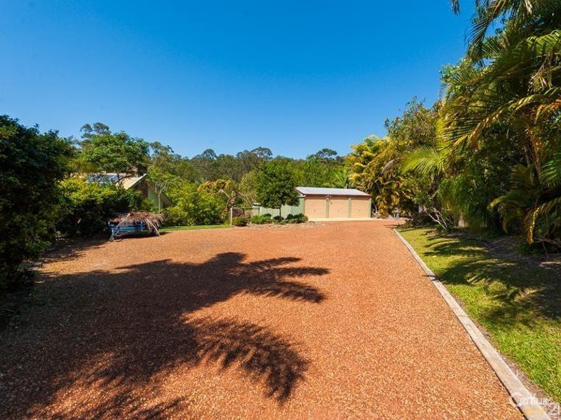 12 Valley View Rise, Mooloolah Valley QLD 4553