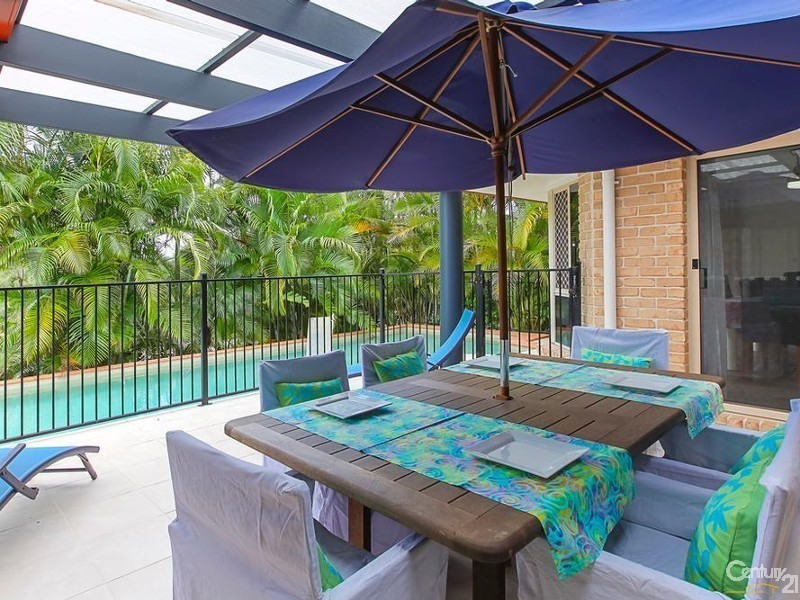 8 Curtis Court, Little Mountain QLD 4551