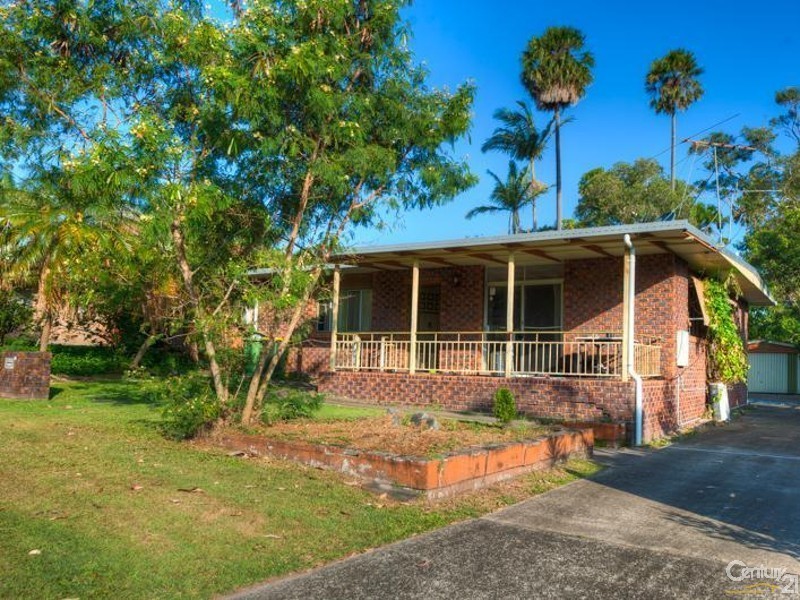 7 Poinciana Avenue, Mooloolaba QLD 4557