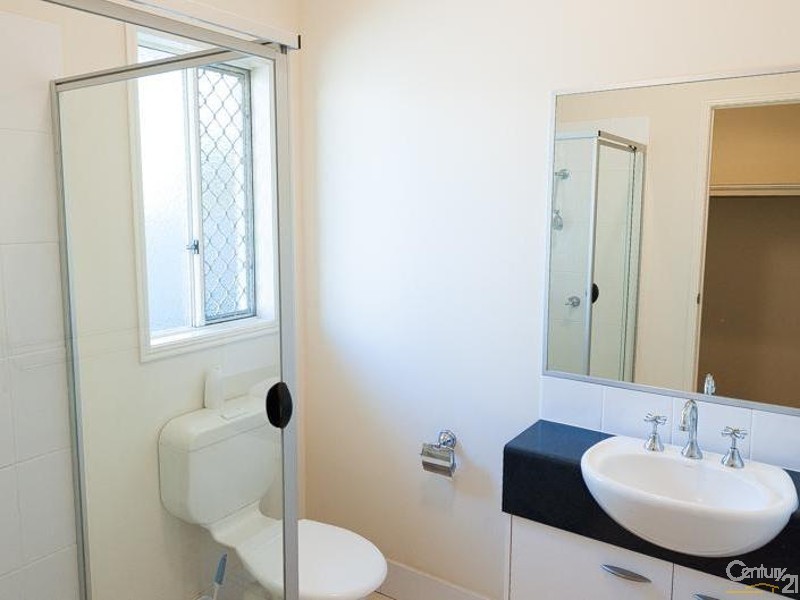 3 Irving Place, Sippy Downs QLD 4556