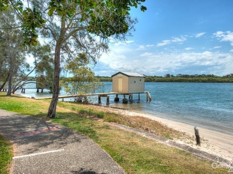 147 Bradman Avenue, Maroochydore QLD 4558