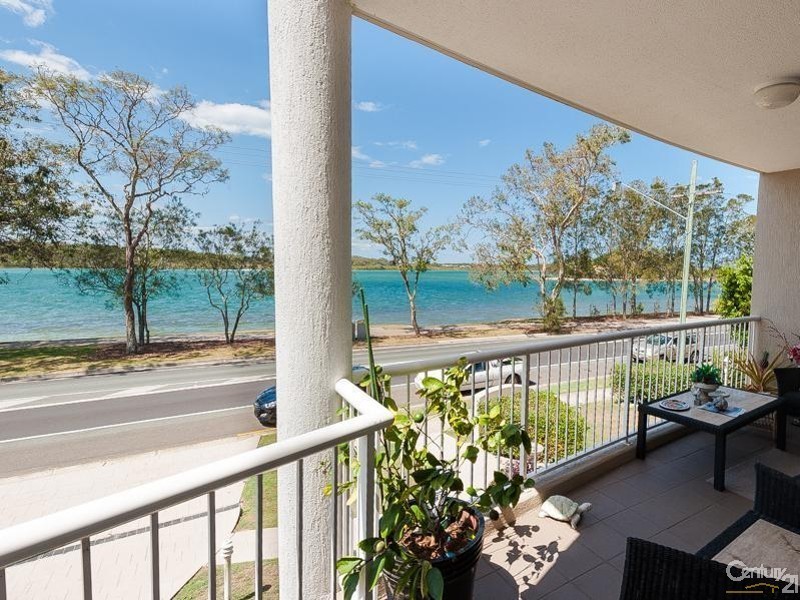 3/97 Bradman Avenue, Maroochydore QLD 4558