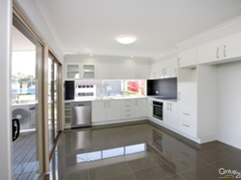 55 Second Avenue, Maroochydore QLD 4558