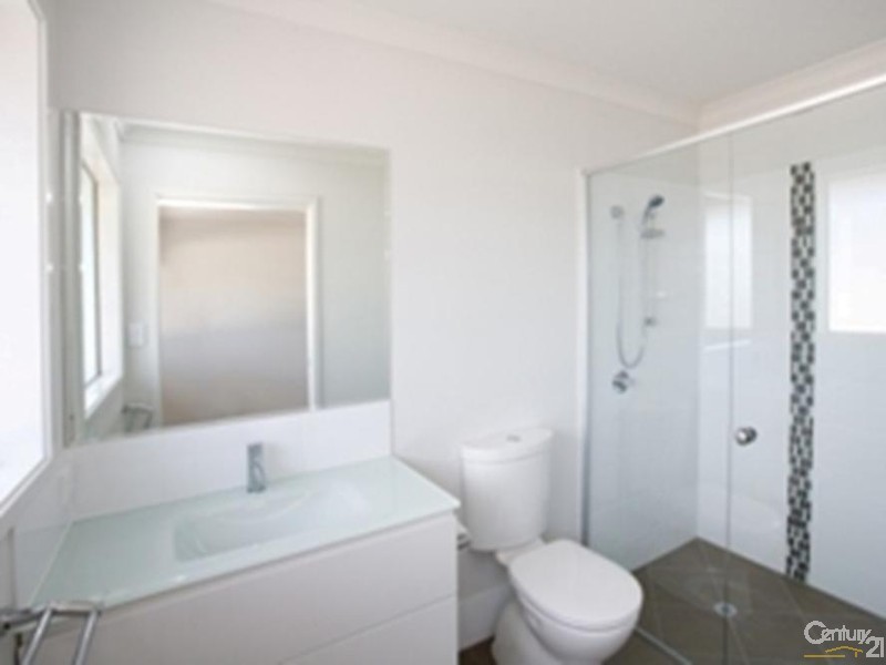 55 Second Avenue, Maroochydore QLD 4558