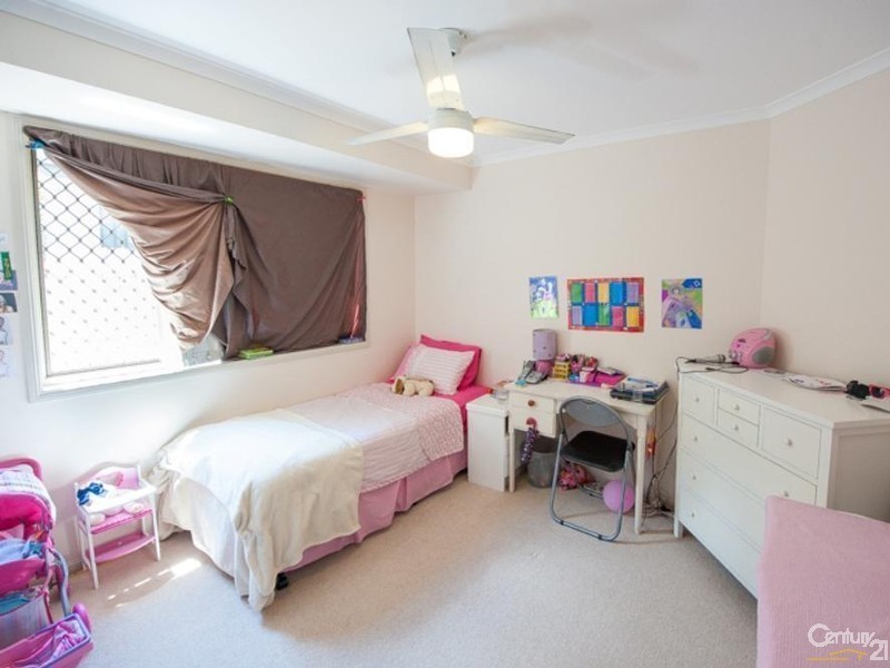 10 Mountain Close, Mountain Creek QLD 4557