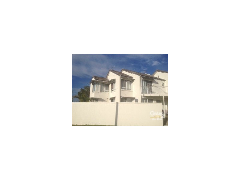 1/17-19 Maroochy Waters Drive, Maroochydore QLD 4558