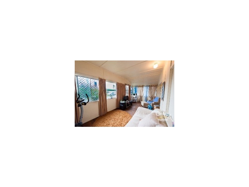 223 Bradman Avenue, Maroochydore QLD 4558