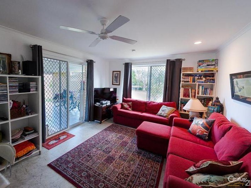 337 Bradman Avenue, Maroochydore QLD 4558