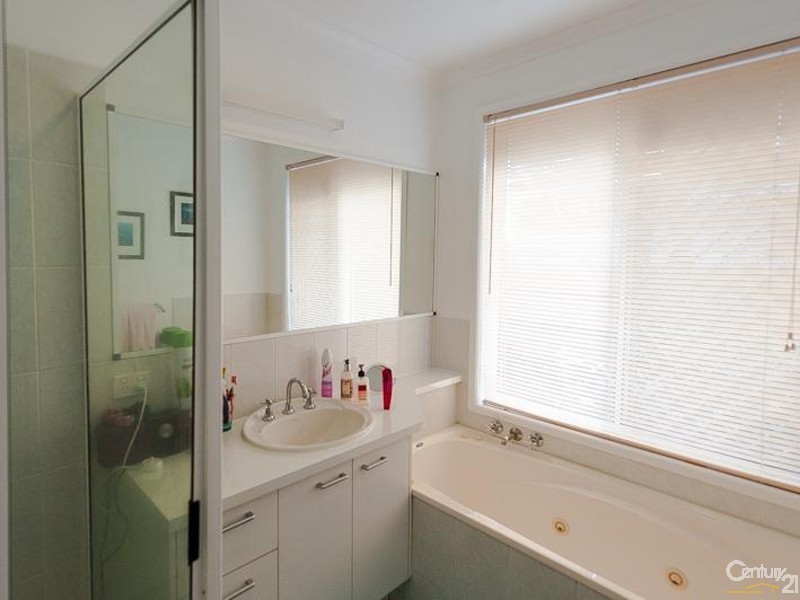 337 Bradman Avenue, Maroochydore QLD 4558