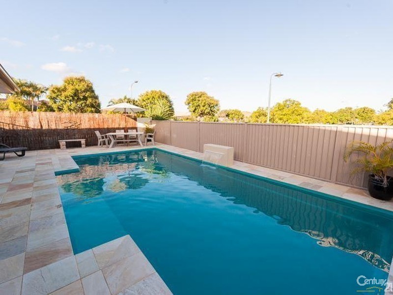 34 Riveroak Way, Sippy Downs QLD 4556