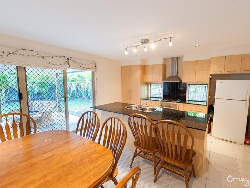 34 Riveroak Way, Sippy Downs QLD 4556