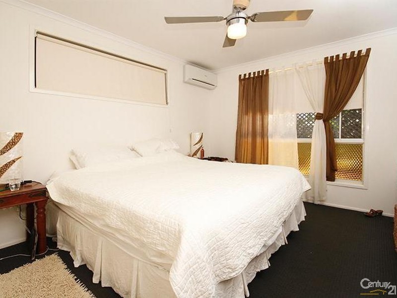 85 Oceanic Drive, Warana QLD 4575