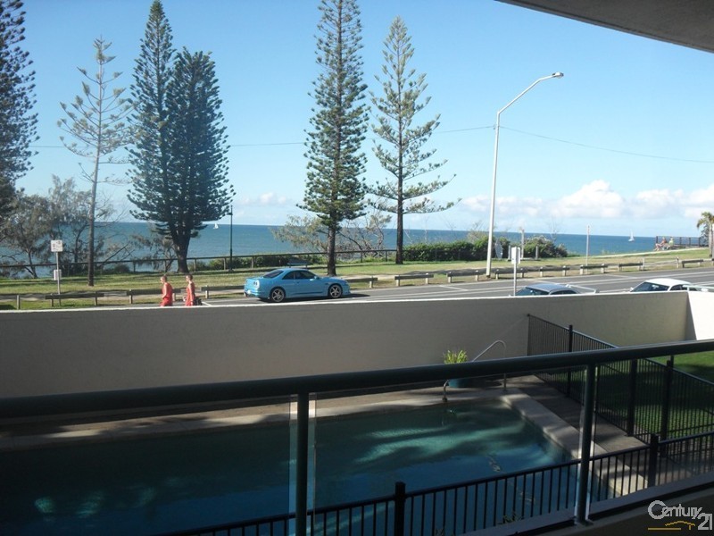 2/238  Alexandra Parade, Alexandra Headland QLD 4572