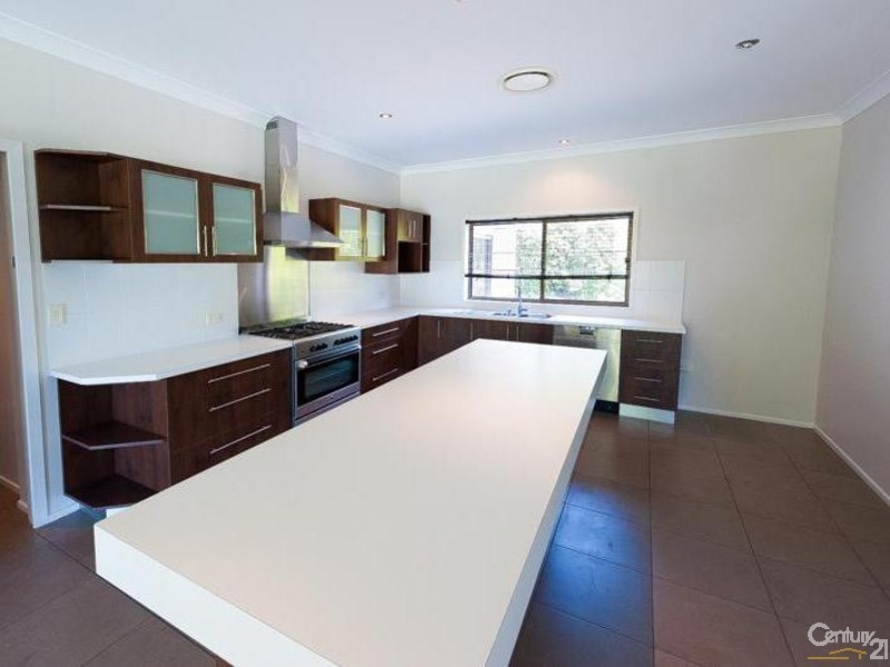 205 Upper Rosemount Road, Rosemount QLD 4560