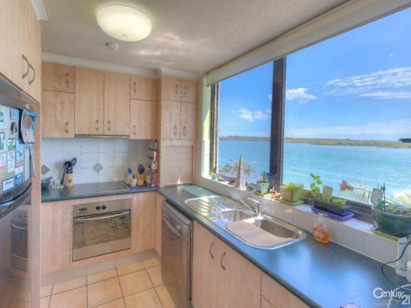 16/150 Duporth Avenue, Maroochydore QLD 4558