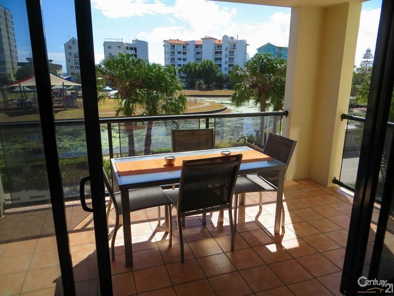 4/6 Mari Street, Alexandra Headland QLD 4572