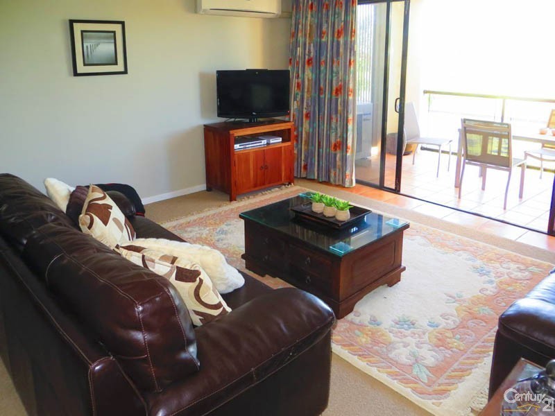 4/6 Mari Street, Alexandra Headland QLD 4572