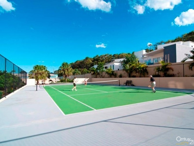 4/6 Mari Street, Alexandra Headland QLD 4572