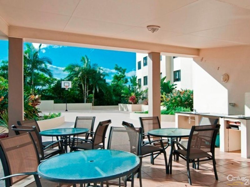 4/6 Mari Street, Alexandra Headland QLD 4572