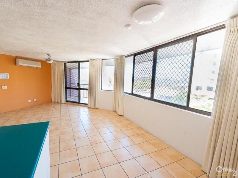 2 Maroubra Street, Maroochydore QLD 4558