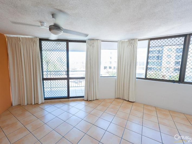 2 Maroubra Street, Maroochydore QLD 4558