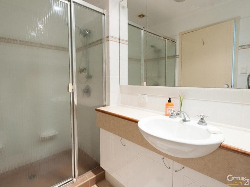 18/27 The Esplanade, Maroochydore QLD 4558