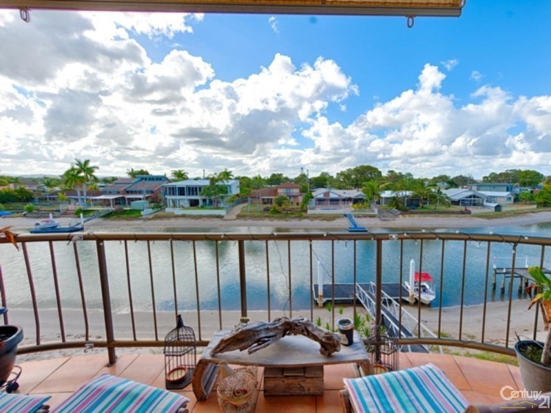 4/4 Broadmeadows Road, Maroochydore QLD 4558