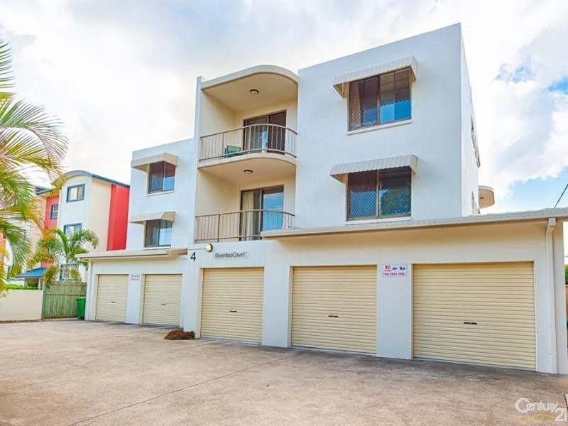 4/4 Broadmeadows Road, Maroochydore QLD 4558