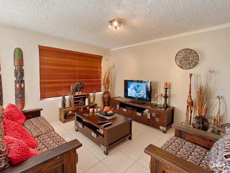 4/4 Broadmeadows Road, Maroochydore QLD 4558