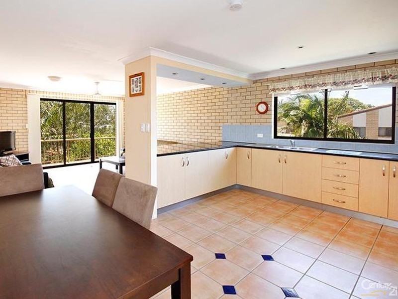 4/39 Goonawarra Drive, Mooloolaba QLD 4557