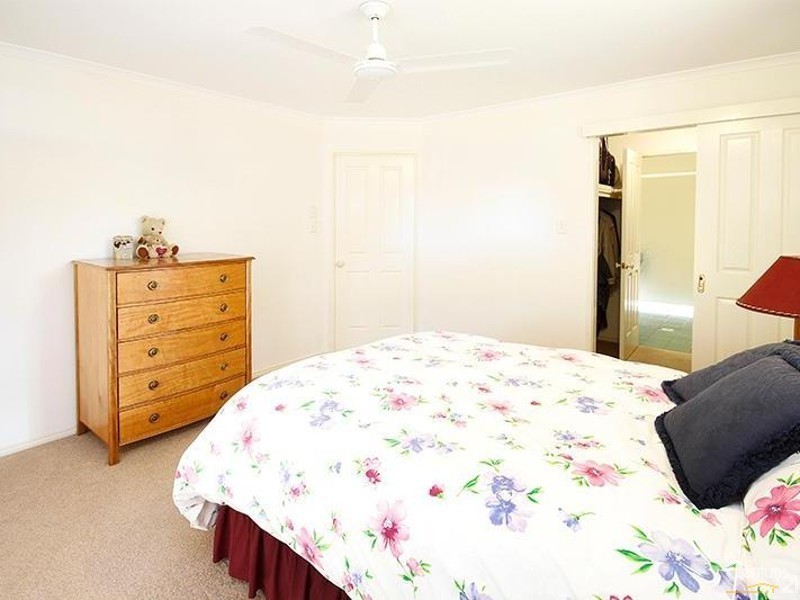 8 De Zen Road, Palmview QLD 4553