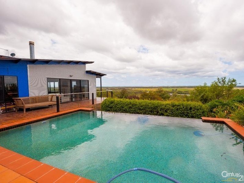 50 Twin Peaks Road, Bli Bli QLD 4560