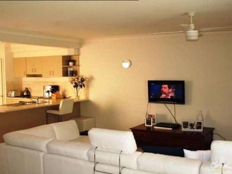 24/2 Springhill Drive, Sippy Downs QLD 4556