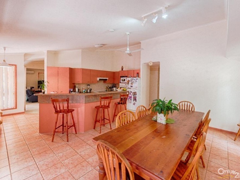 9 Meandersea Court, Mountain Creek QLD 4557