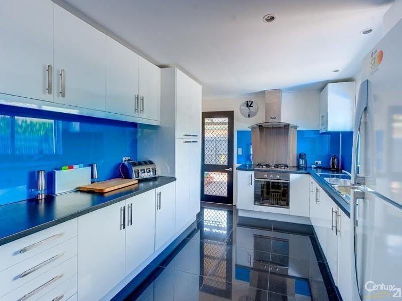 2/12 Coonawa Street, Buddina QLD 4575