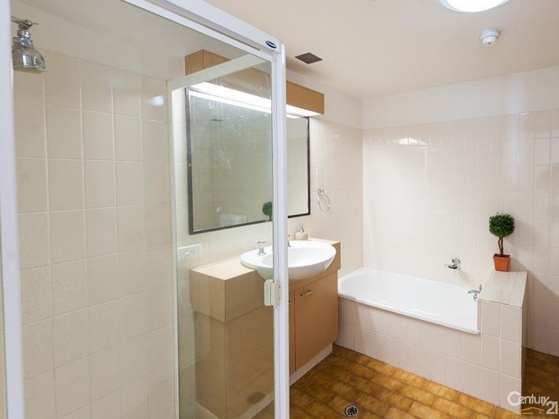 12C/120 Duporth Avenue, Maroochydore QLD 4558