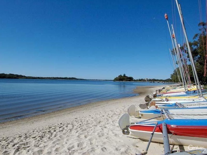 1/60-62 Broadsea Avenue, Maroochydore QLD 4558