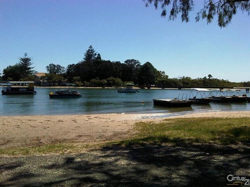 1/60-62 Broadsea Avenue, Maroochydore QLD 4558