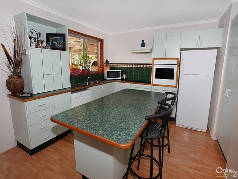 9 Napalle Street, Warana QLD 4575