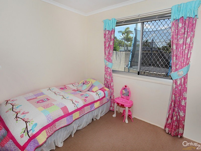 9 Napalle Street, Warana QLD 4575