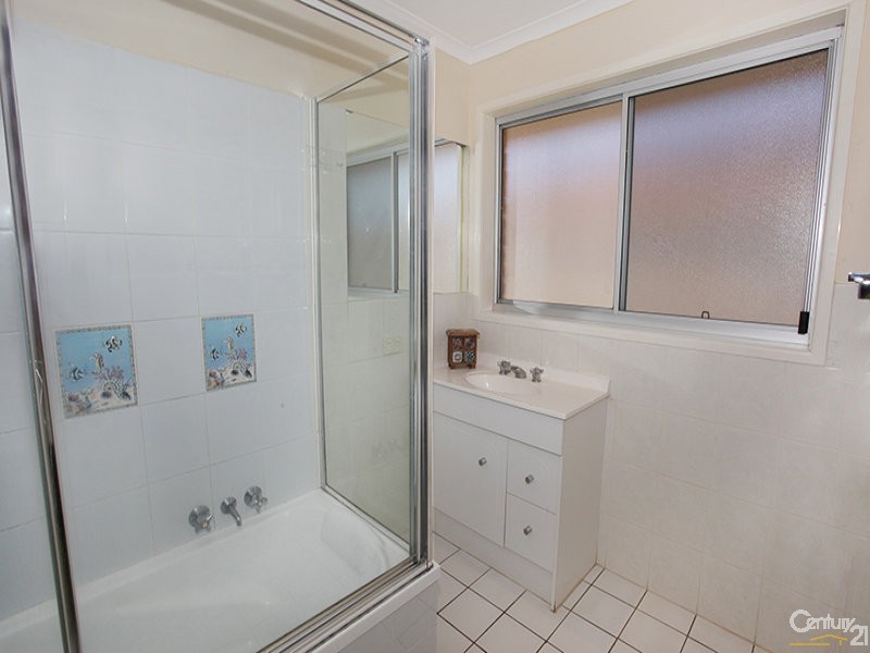 9 Napalle Street, Warana QLD 4575