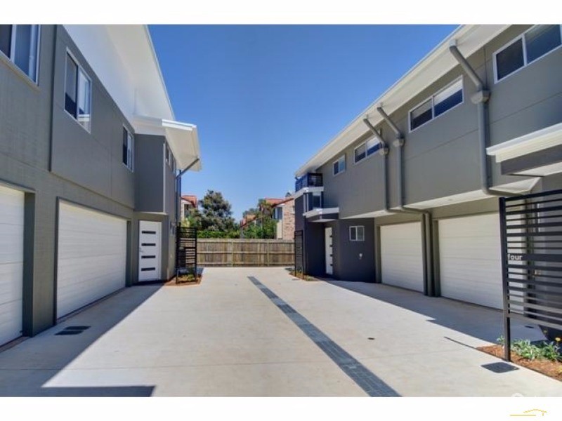 2/109 Duporth Avenue, Maroochydore QLD 4558