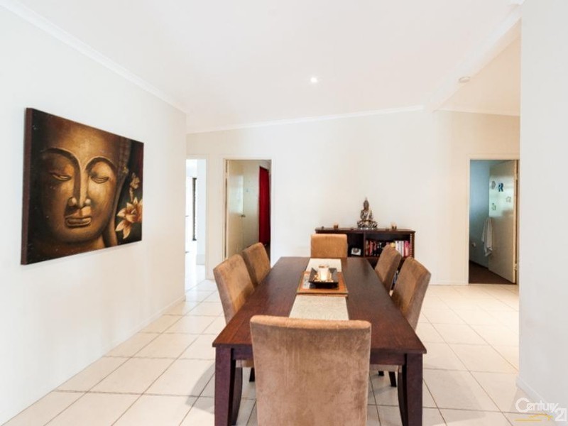 124 Bundilla Blvd, Mountain Creek QLD 4557