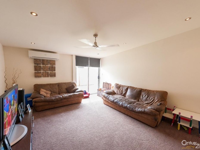 124 Bundilla Blvd, Mountain Creek QLD 4557