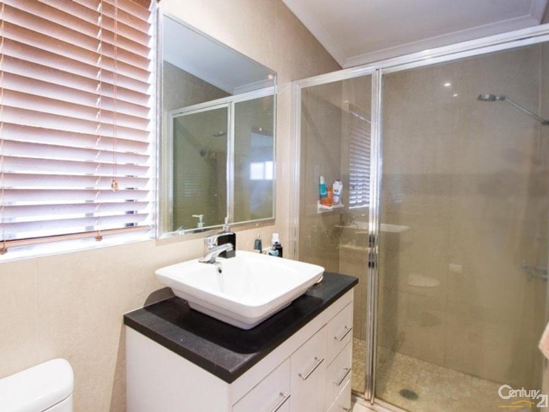 124 Bundilla Blvd, Mountain Creek QLD 4557