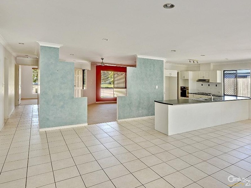 10 Conifer Place, Currimundi QLD 4551