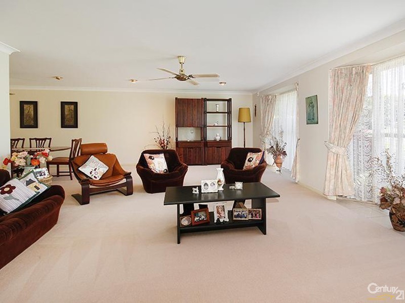 77 Poinsettia Avenue, Mooloolaba QLD 4557